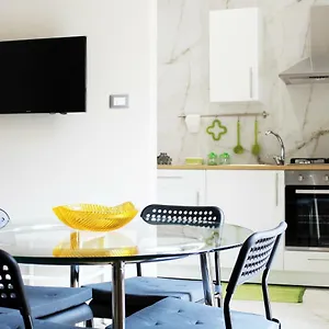 Appartamento Casa Verdi, Confortevole Bilocale In Centro, 1° P, Bagheria